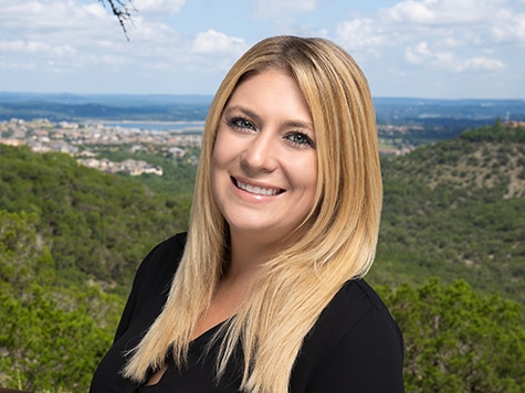 Stephanie Kelly <br> Executive Assistant
